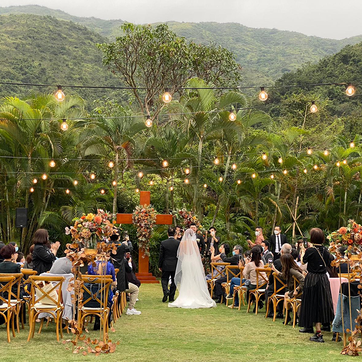 alternative wedding at the grassland hk