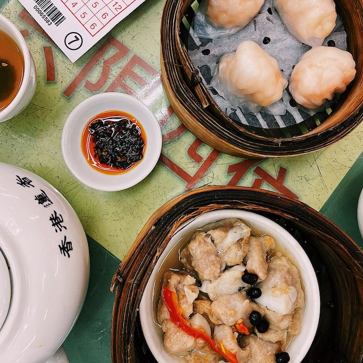 where to eat like a local in Sheung Wan and Central: lin heung tea house